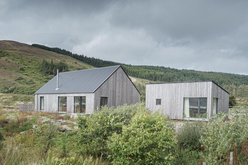 Nead Bernera 13 - Gallery