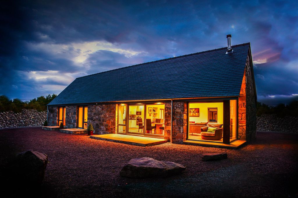 Avernish Lodge 1 - Gallery