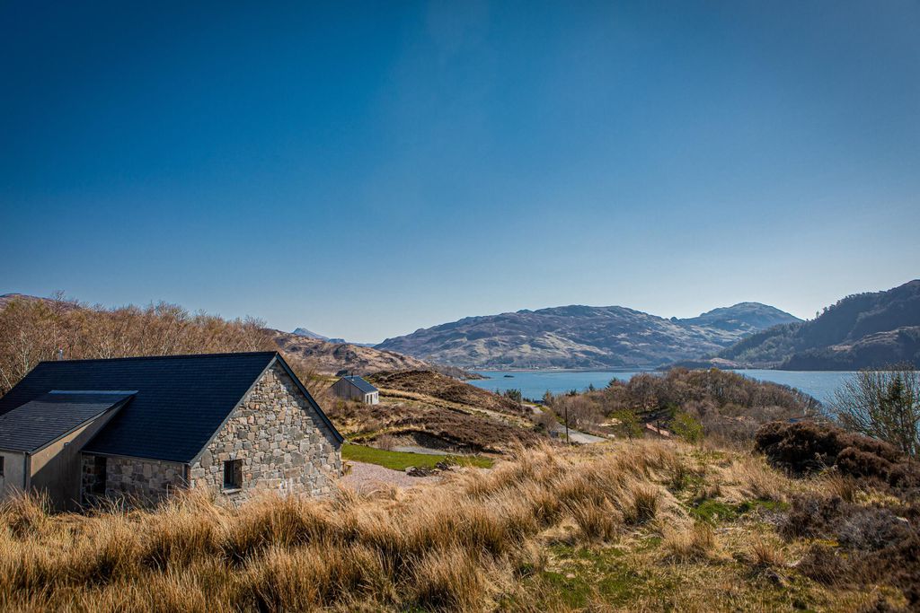 Avernish Lodge 6 - Gallery