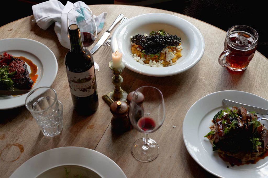 The Bell & Crown 11 - Gallery