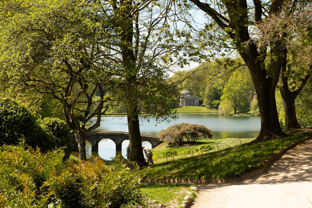 The Bell & Crown 20 - Gallery