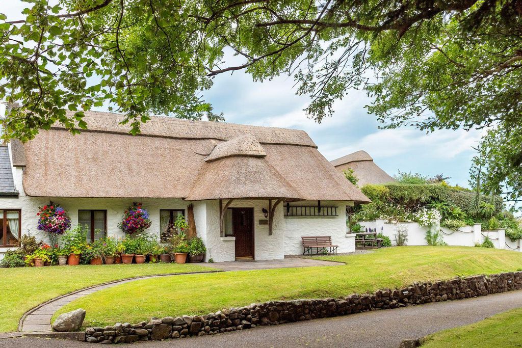 The Cottages 1 - Gallery