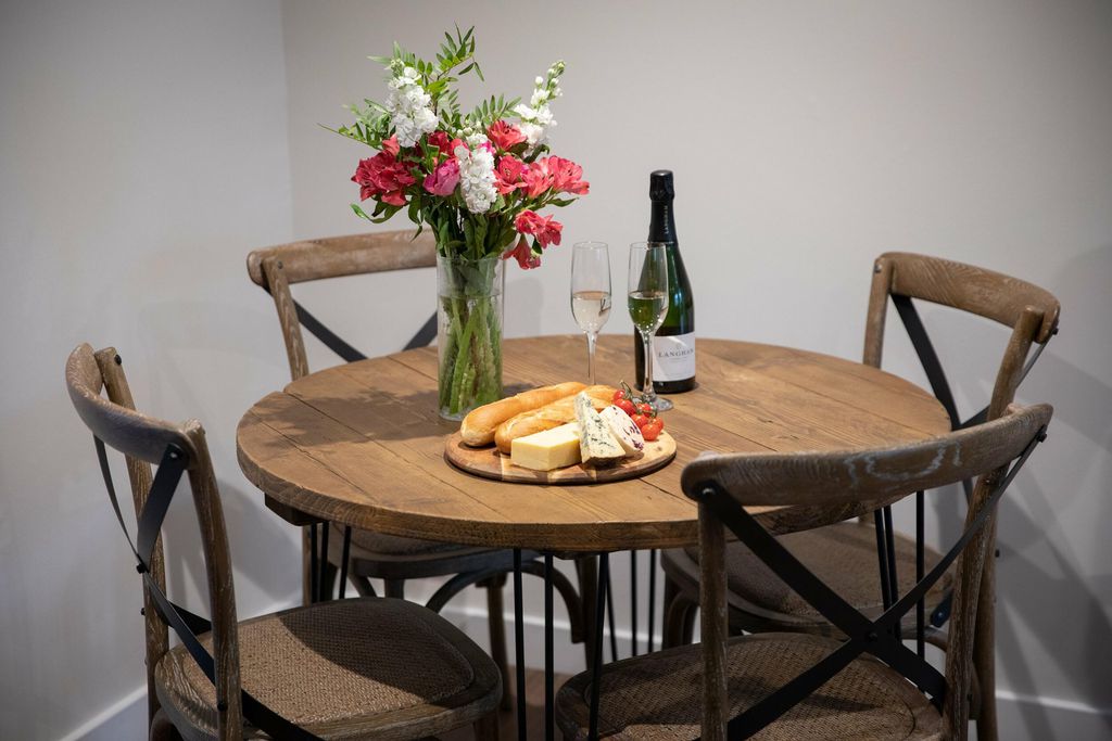 Poacher's Cottage 6 - Gallery