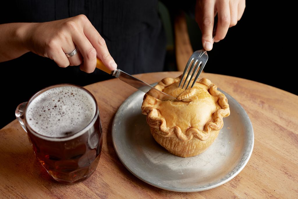 The Fleur de Lys 15 - Gallery