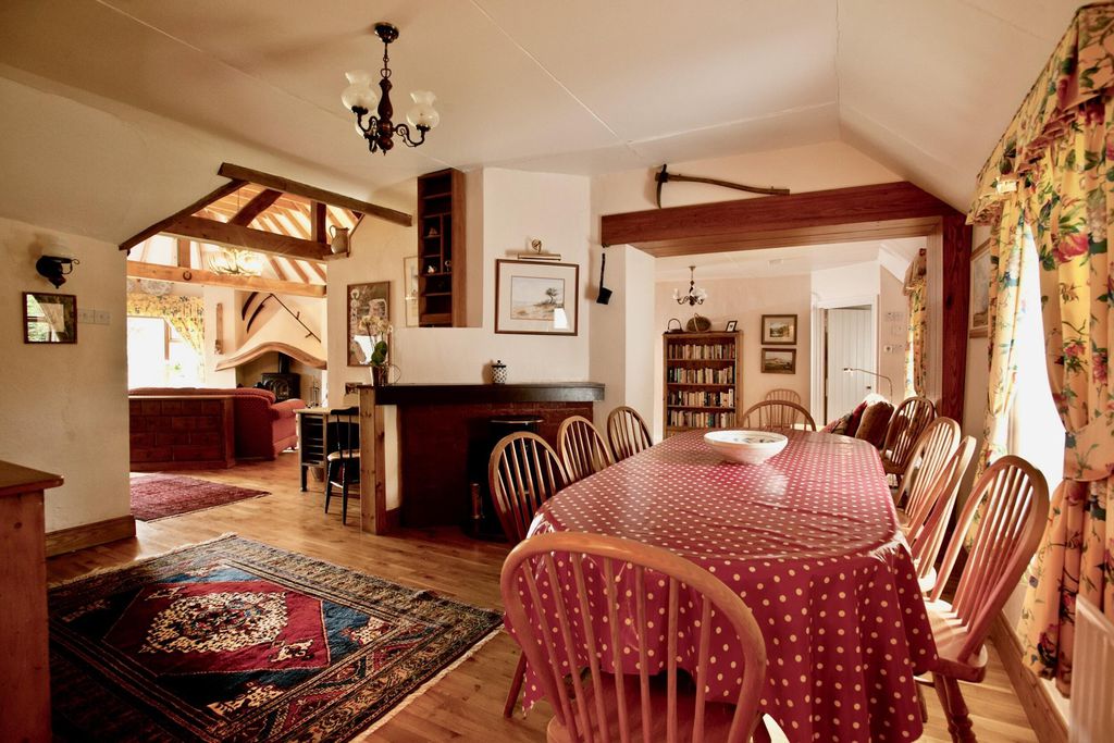 The Cottages 9 - Gallery