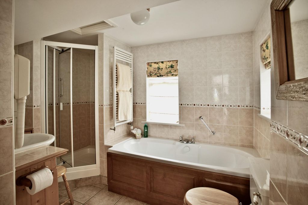 The Cottages 8 - Gallery