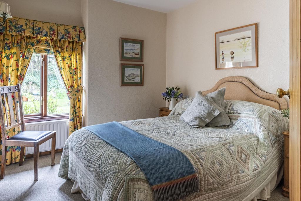 The Cottages 17 - Gallery