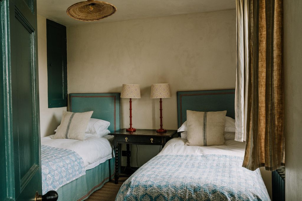 Bron Y Gadair 14 - Gallery