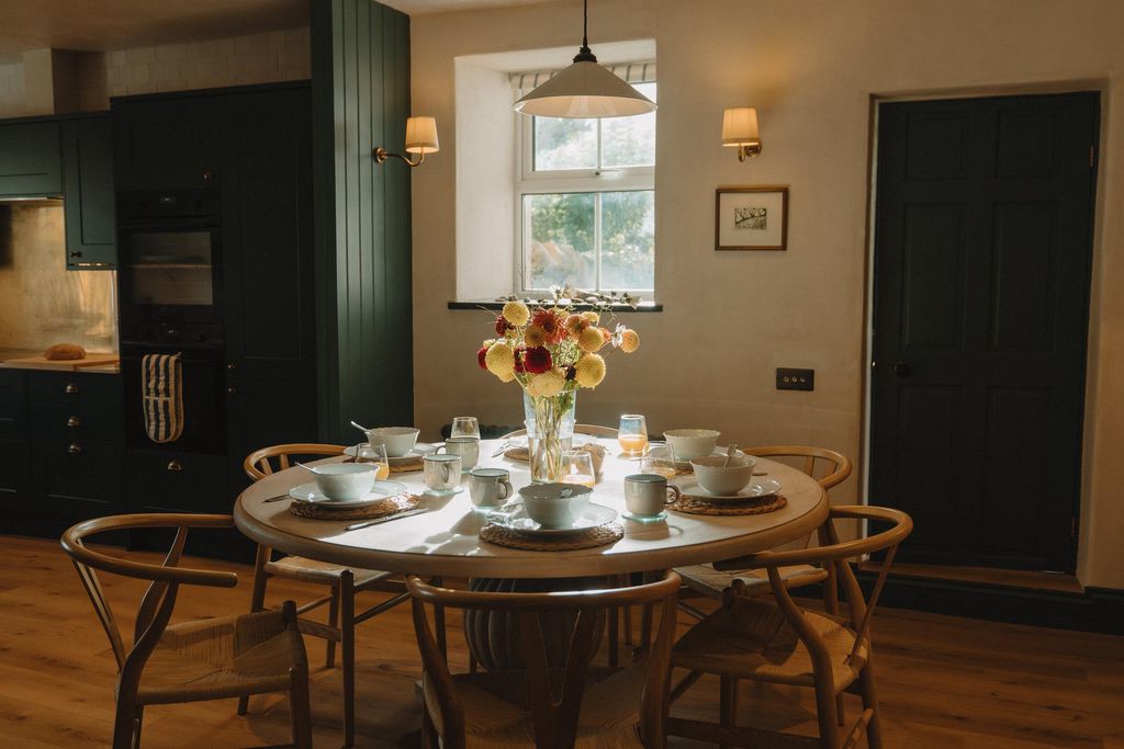 Bron Y Gadair 6 - Gallery