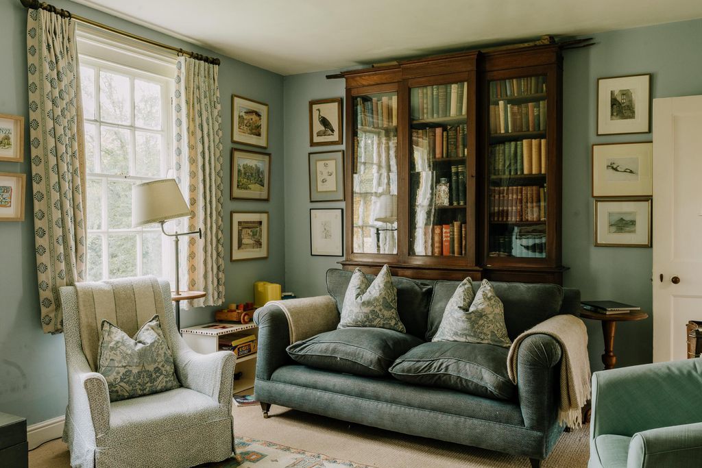 Carregfelen 4 - Gallery