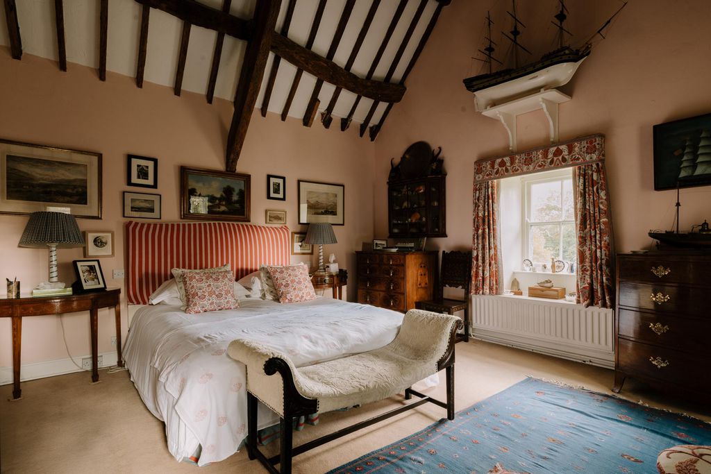 Carregfelen 10 - Gallery