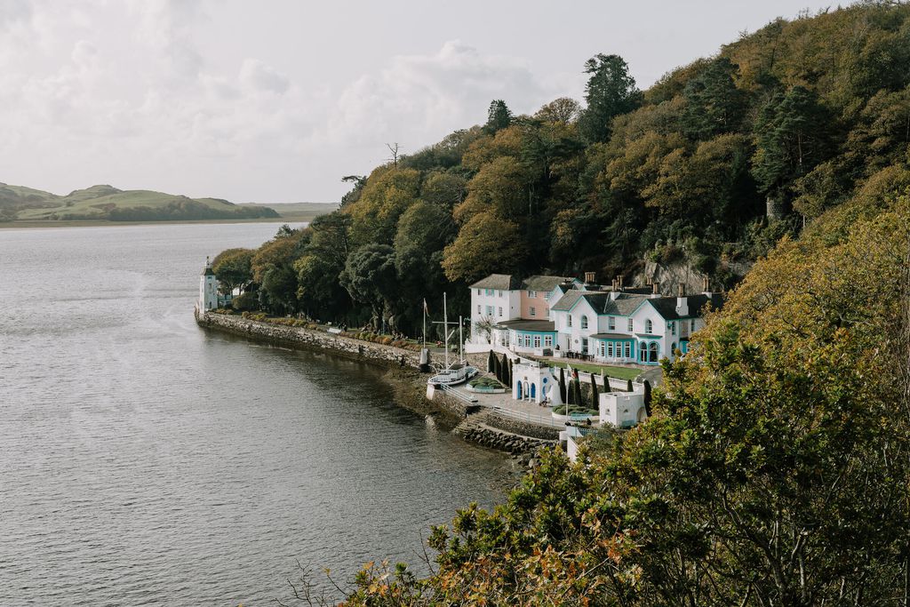 Bron Y Gadair 18 - Gallery