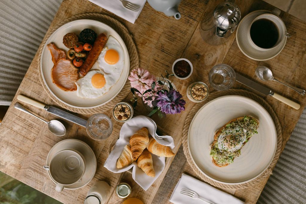 Mossie's 6 - Gallery