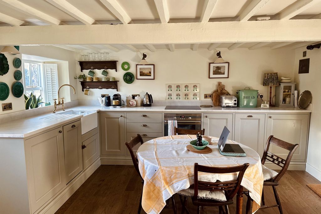 Woofield - Cathedral View 2 - Gallery