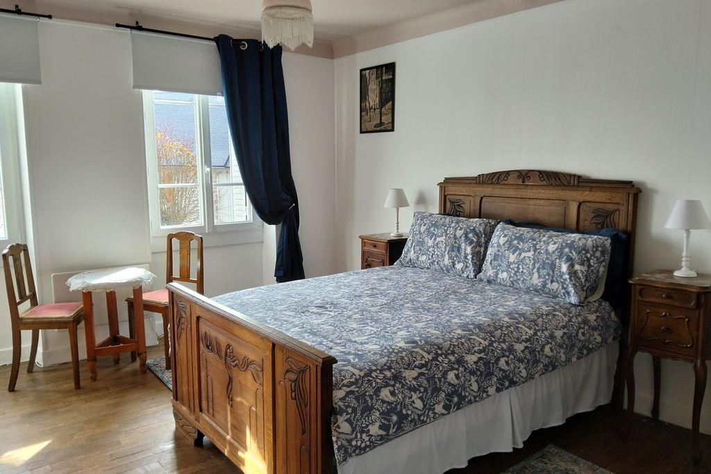 Monsieur Morgan's 2 - Gallery