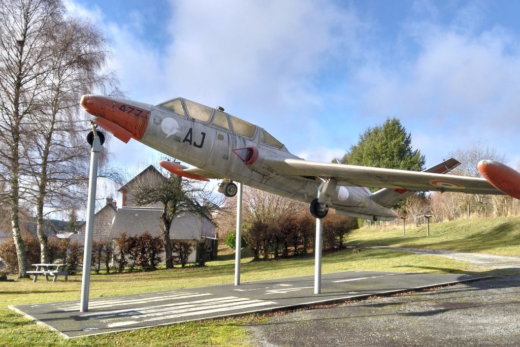 Monsieur Morgan's 16 - Gallery