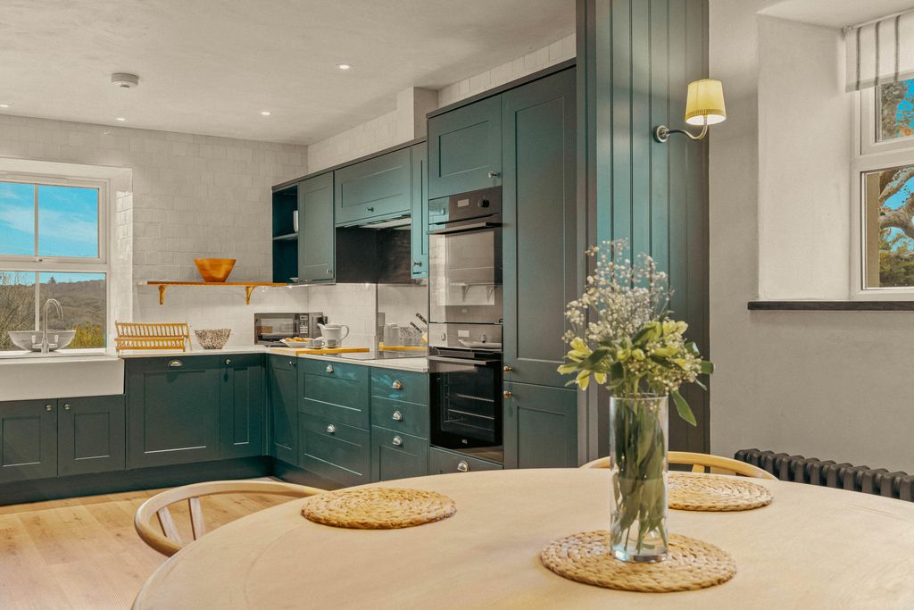 Bron Y Gadair 7 - Gallery