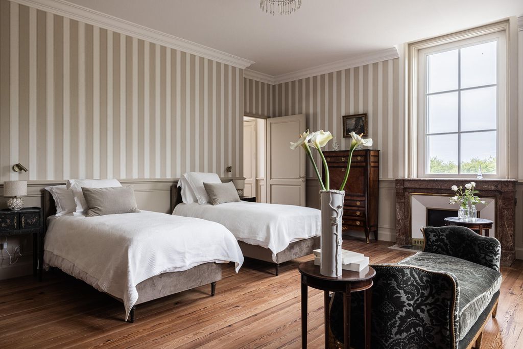 Château Sénéjac 8 - Gallery