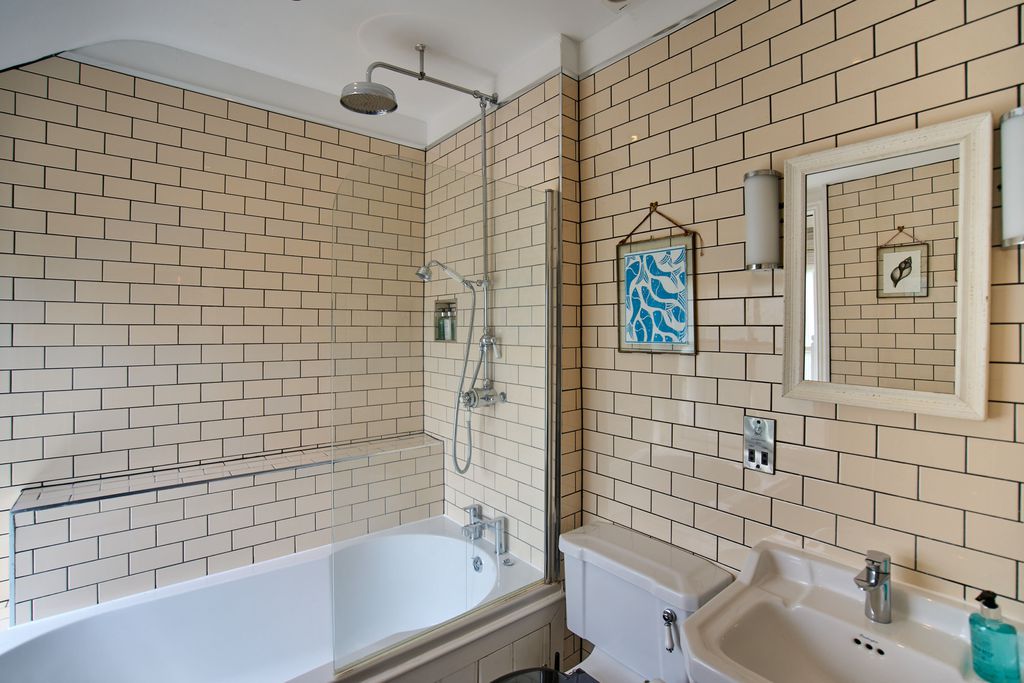 The Smuggler's Inn 9 - Gallery