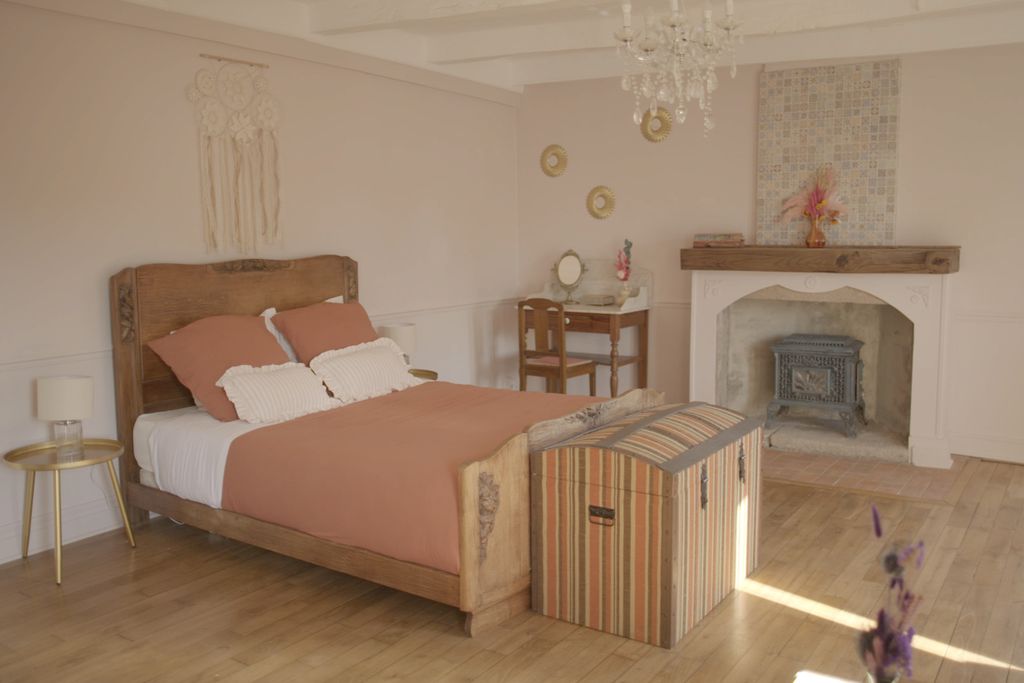 Monsieur Morgan's 9 - Gallery