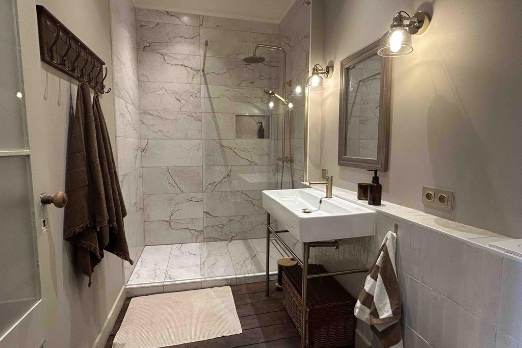 Le Renard 9 - Gallery