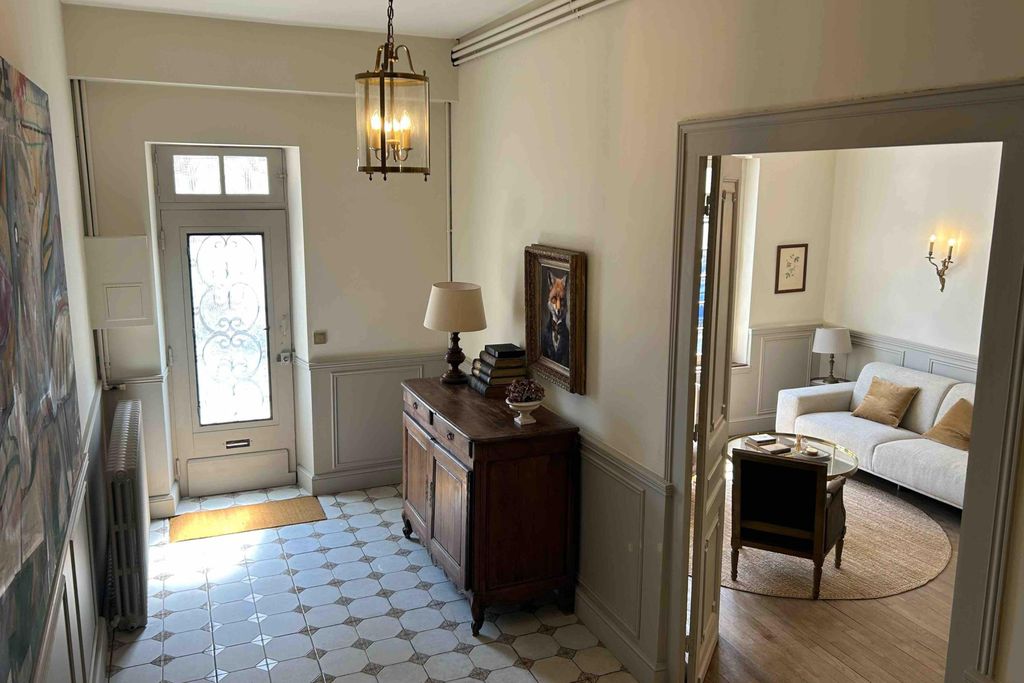 Le Renard 17 - Gallery