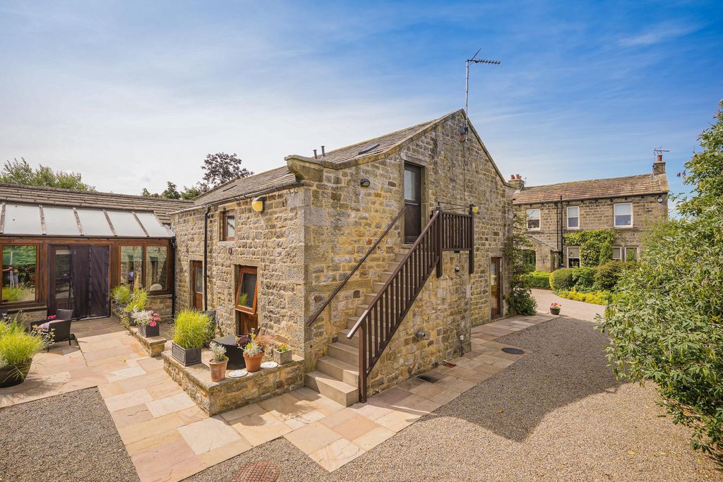 Cold Cotes 6 - Gallery