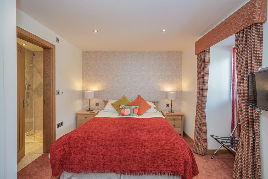 Cold Cotes 7 - Gallery