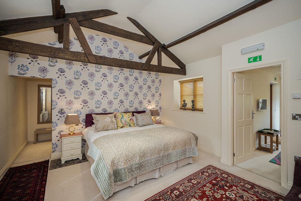 Cold Cotes 11 - Gallery