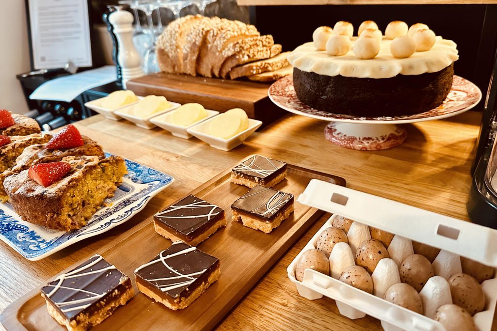 Roskhill House 7 - Gallery