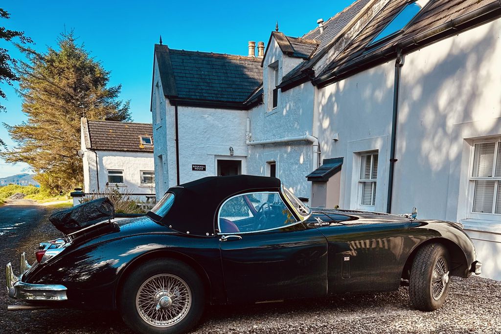 Roskhill House 12 - Gallery