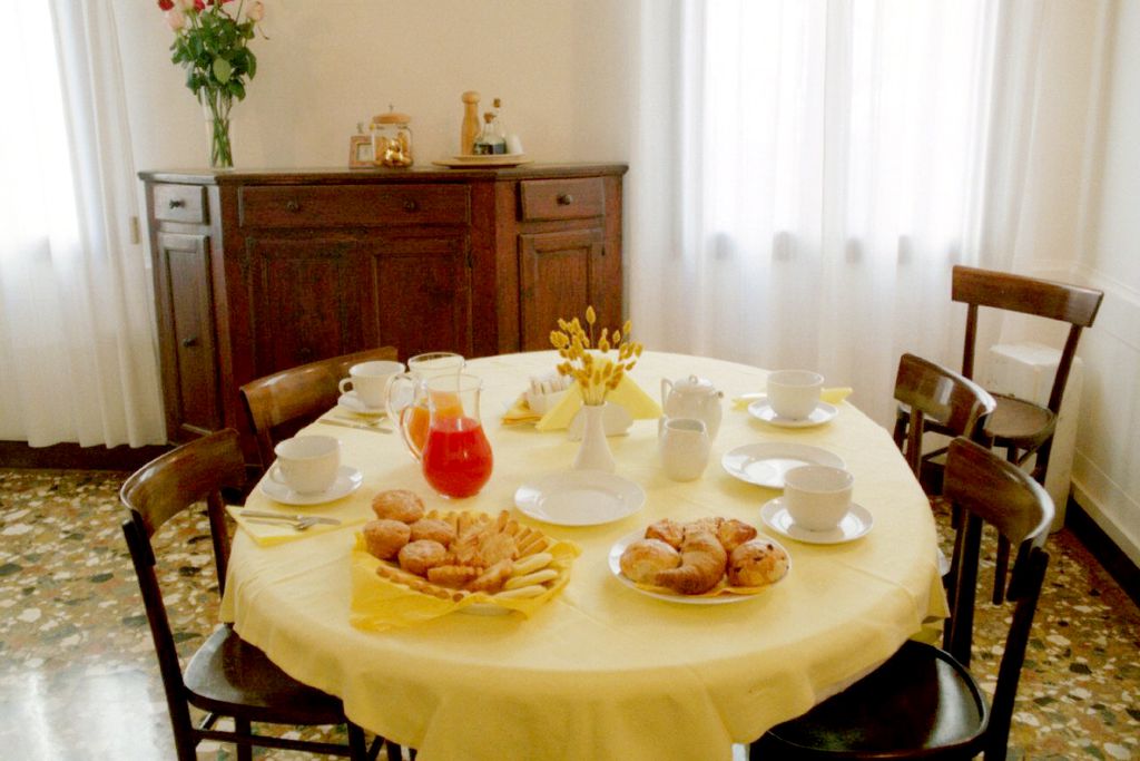 Al Teatro 3 - Gallery