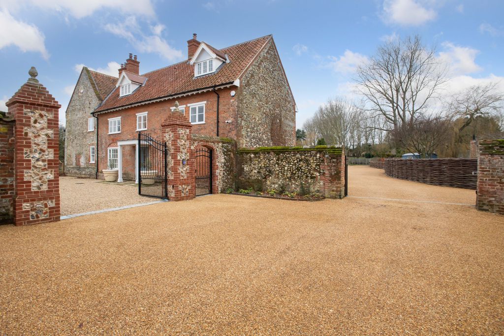 Manor Farm House 9 - Gallery