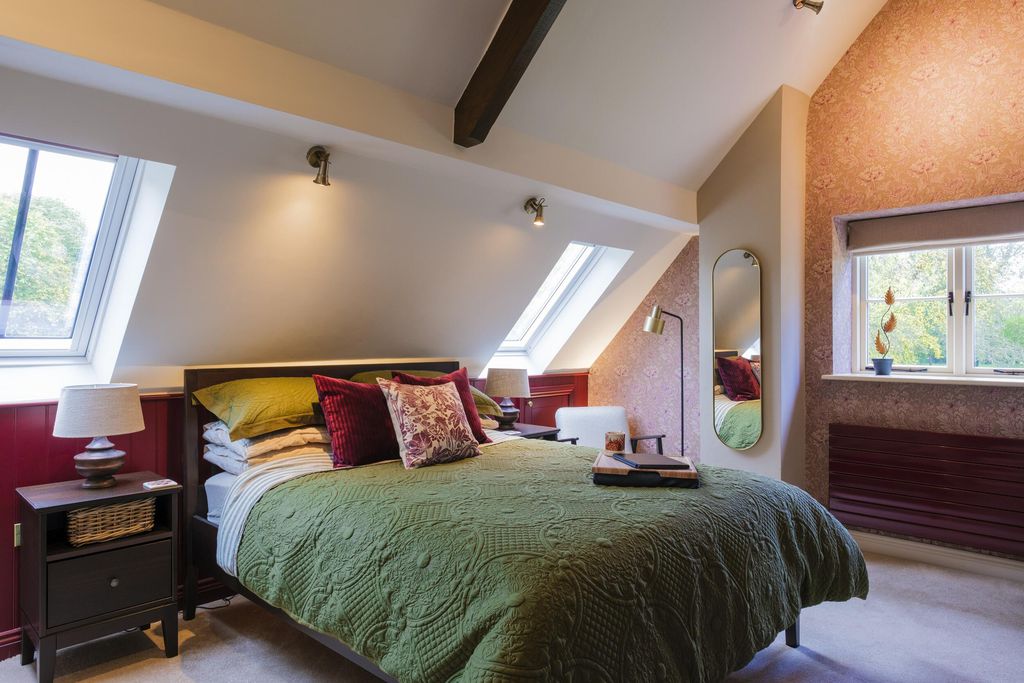 Pond Cottage 2 - Gallery