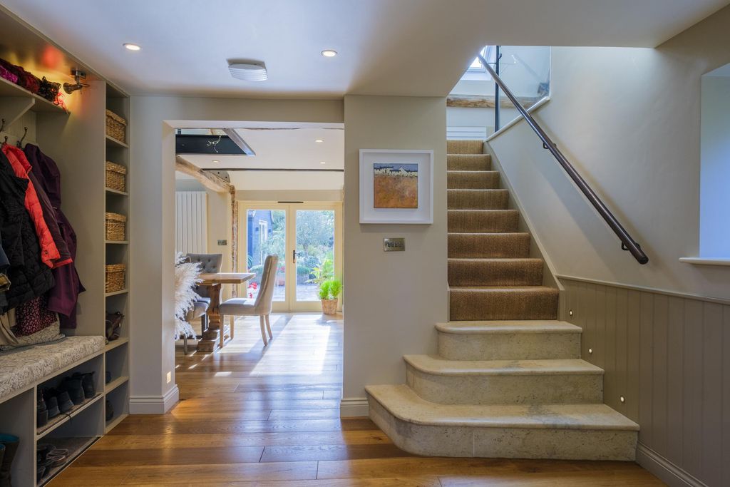 Pond Cottage 15 - Gallery