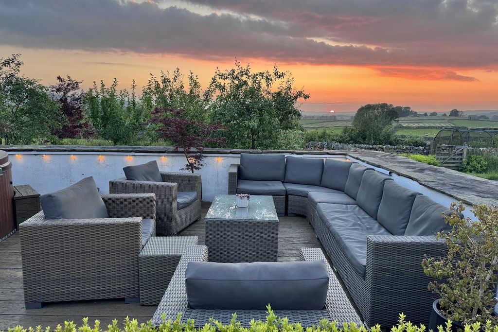 Angel Barn 20 - Gallery