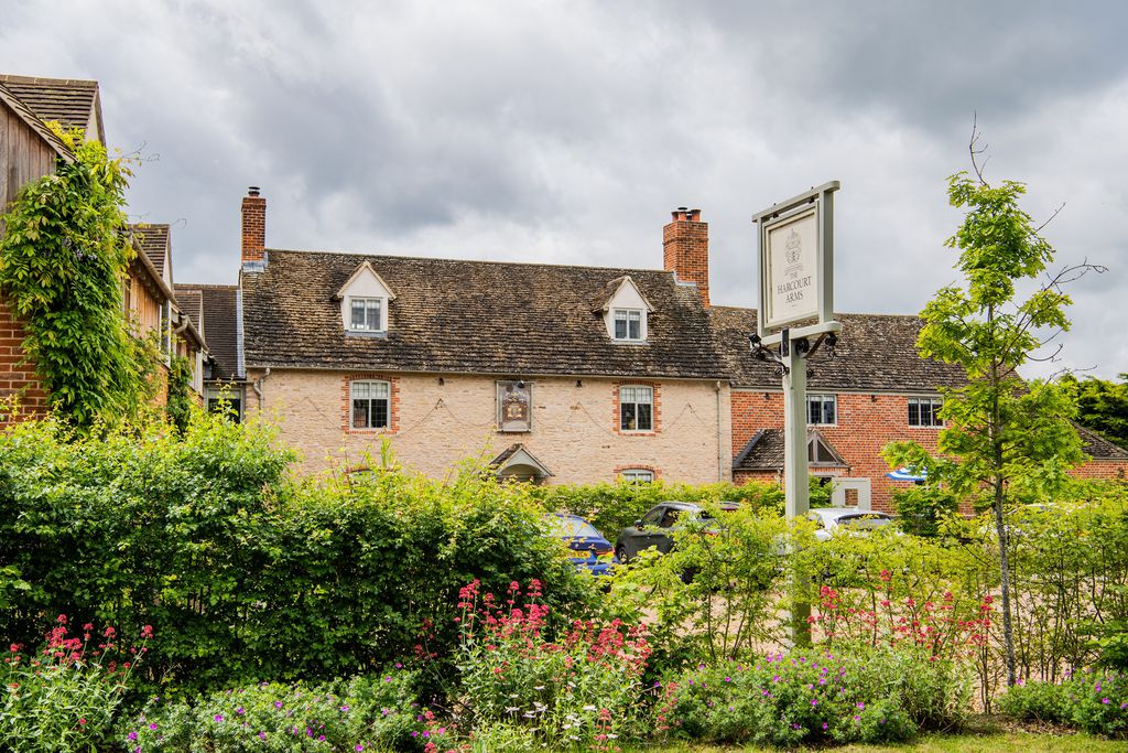 The Harcourt Arms 1 - Gallery