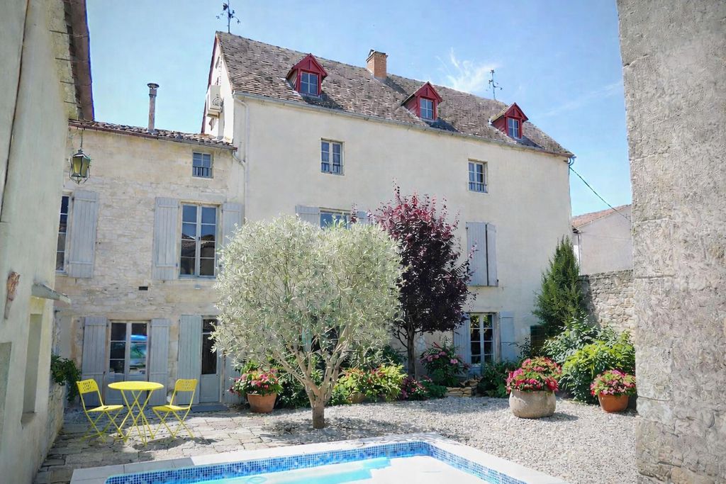 Tavereau 1 - Gallery