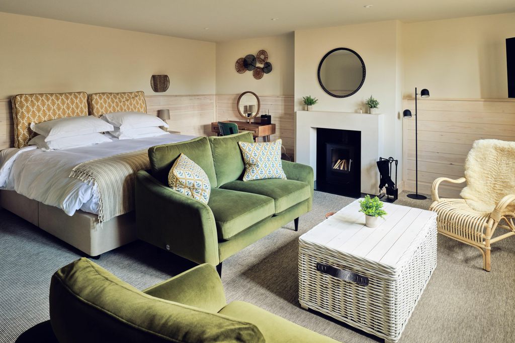 The Fish Hotel 3 - Gallery