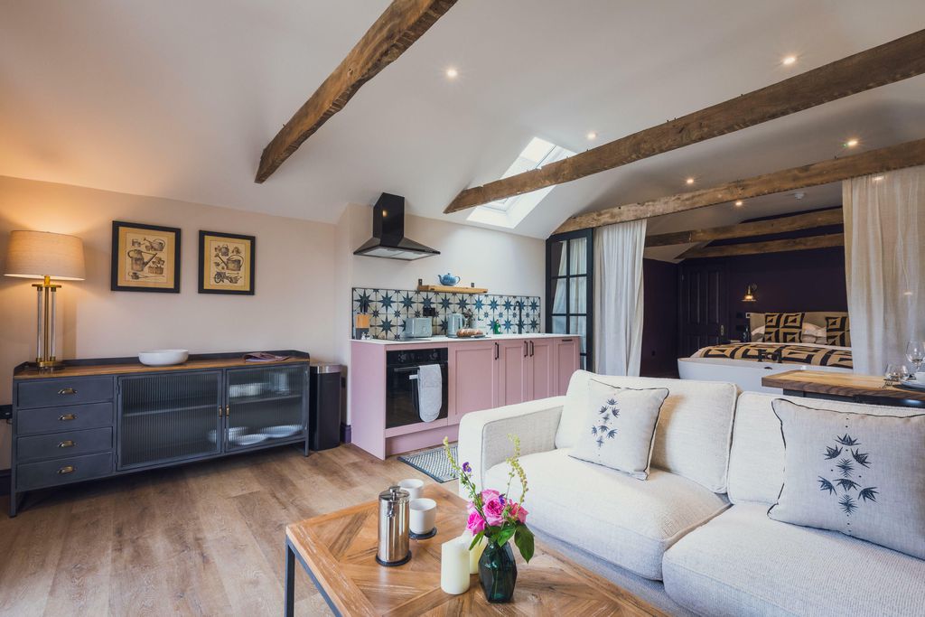 The Smithy 1 - Gallery