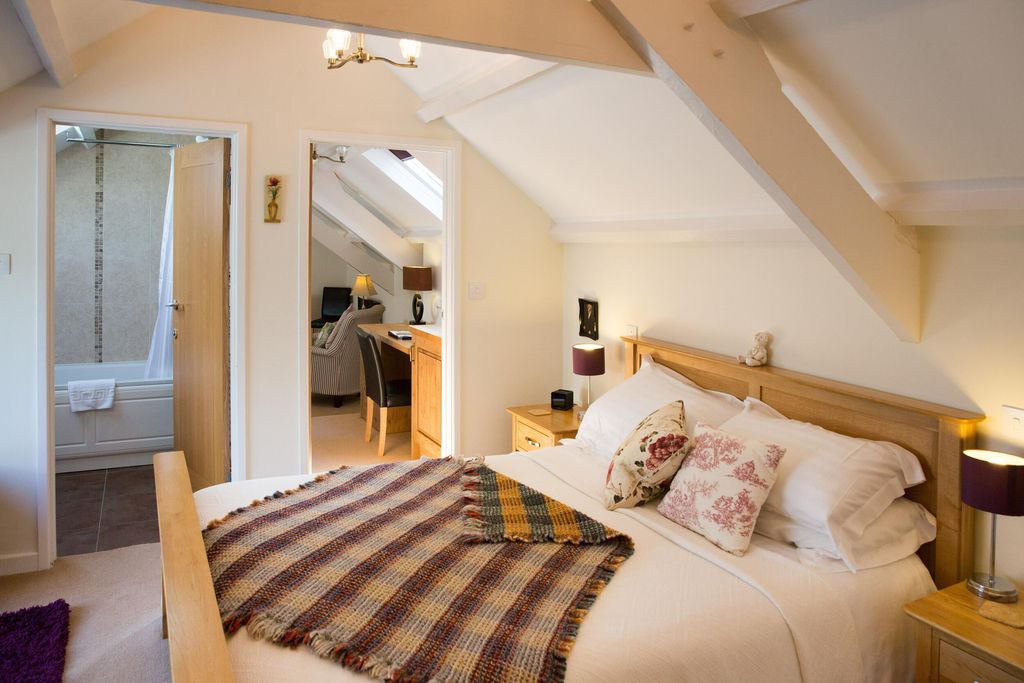 Penbontbren 11 - Gallery