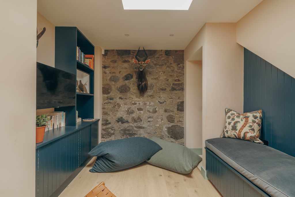 Whitehill Farm House 7 - Gallery