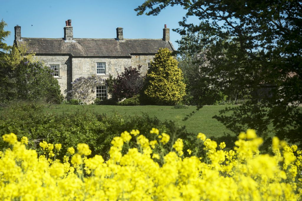 Mallard Grange 18 - Gallery