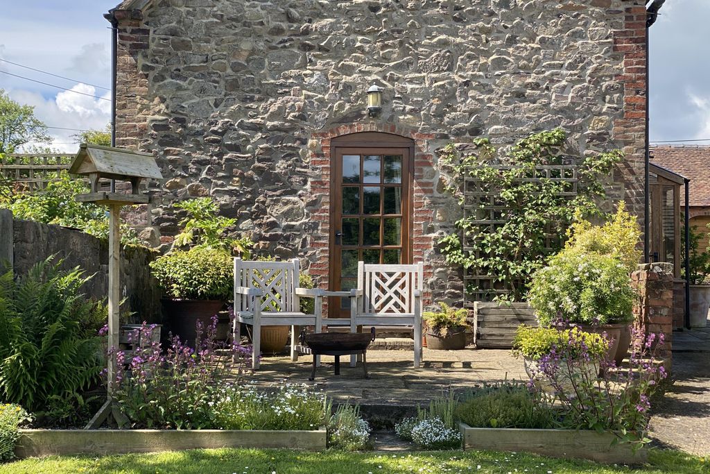 Middle Farm & Cottages: Gooseyard Cottage 1 - Gallery