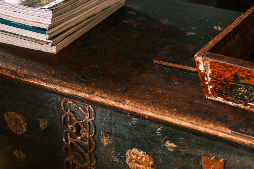 Little Bank 6 - Gallery