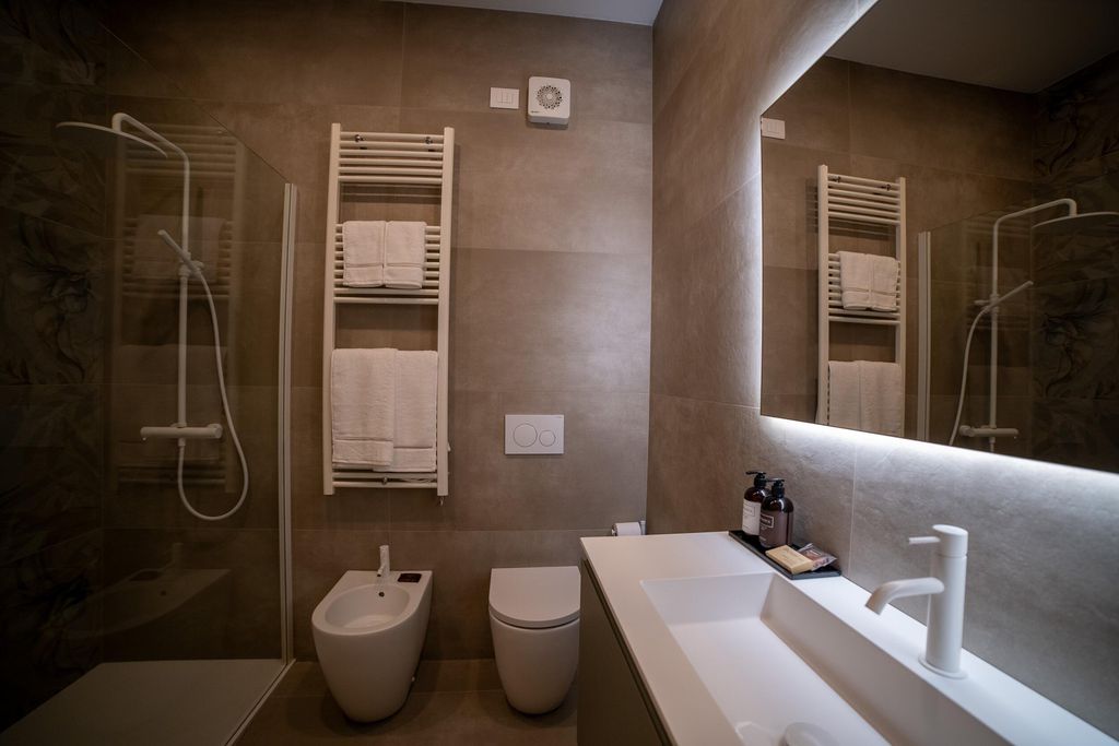 Gavi Suites 15 - Gallery