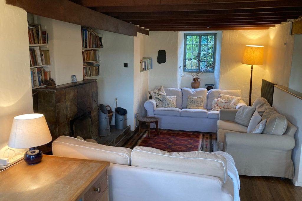 Porth Farmhouse 2 - Gallery