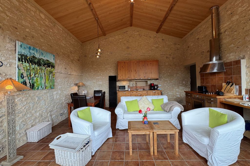 The Wine Lodge 4 - Gallery