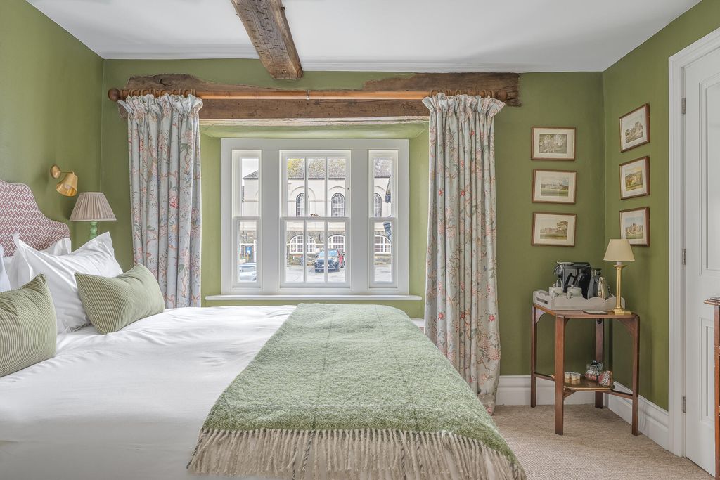 The King's Arms 4 - Gallery