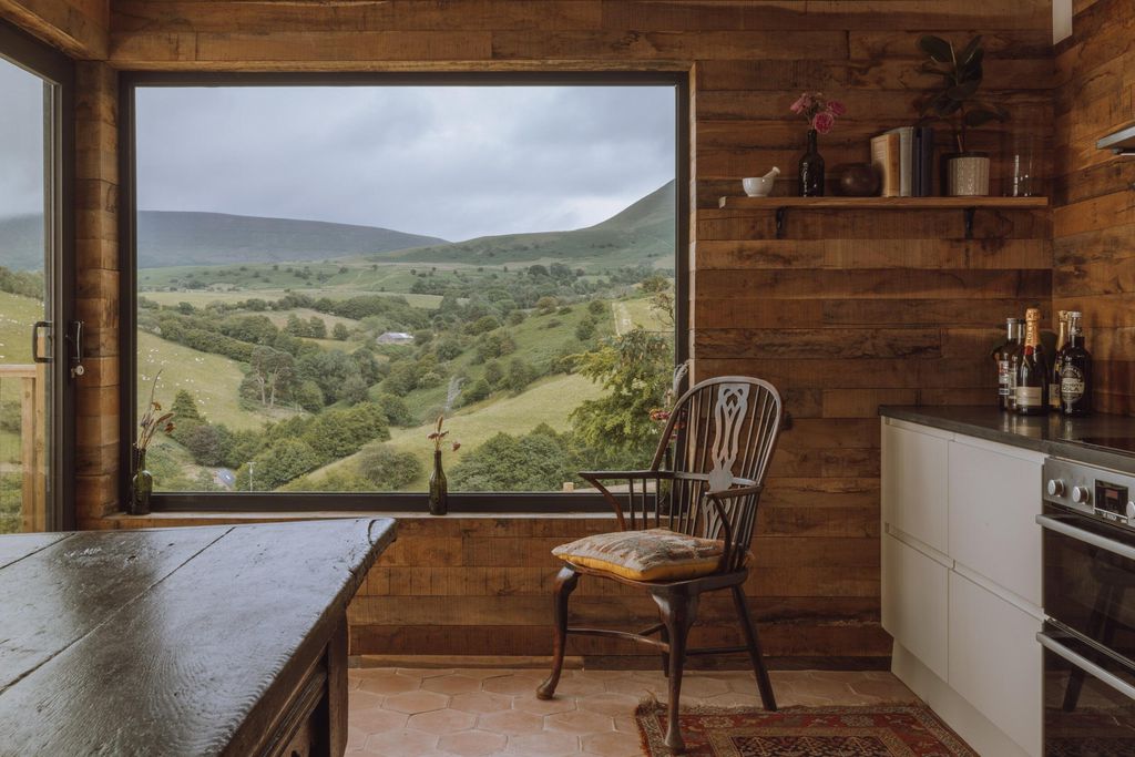 Tregoyd Estate - Pen-y-Cwm 1 - Gallery